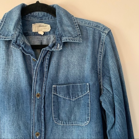 Current Elliot Distressed Denim Button Down Shirt Jacket - Picture 2 of 5